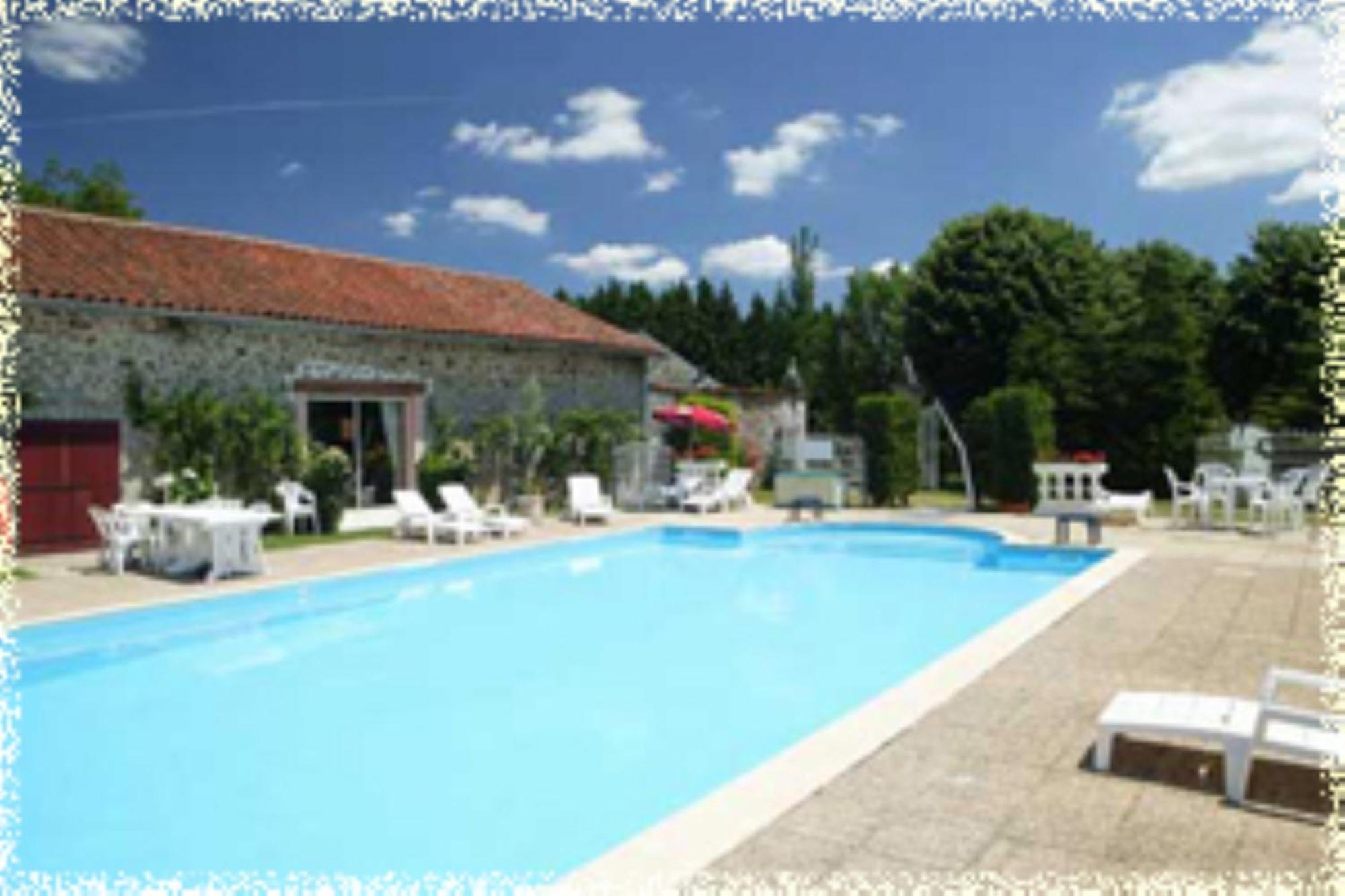 Hotellerie De Plein Air Camping Leychoisier Bonnac-la-Cote Luaran gambar