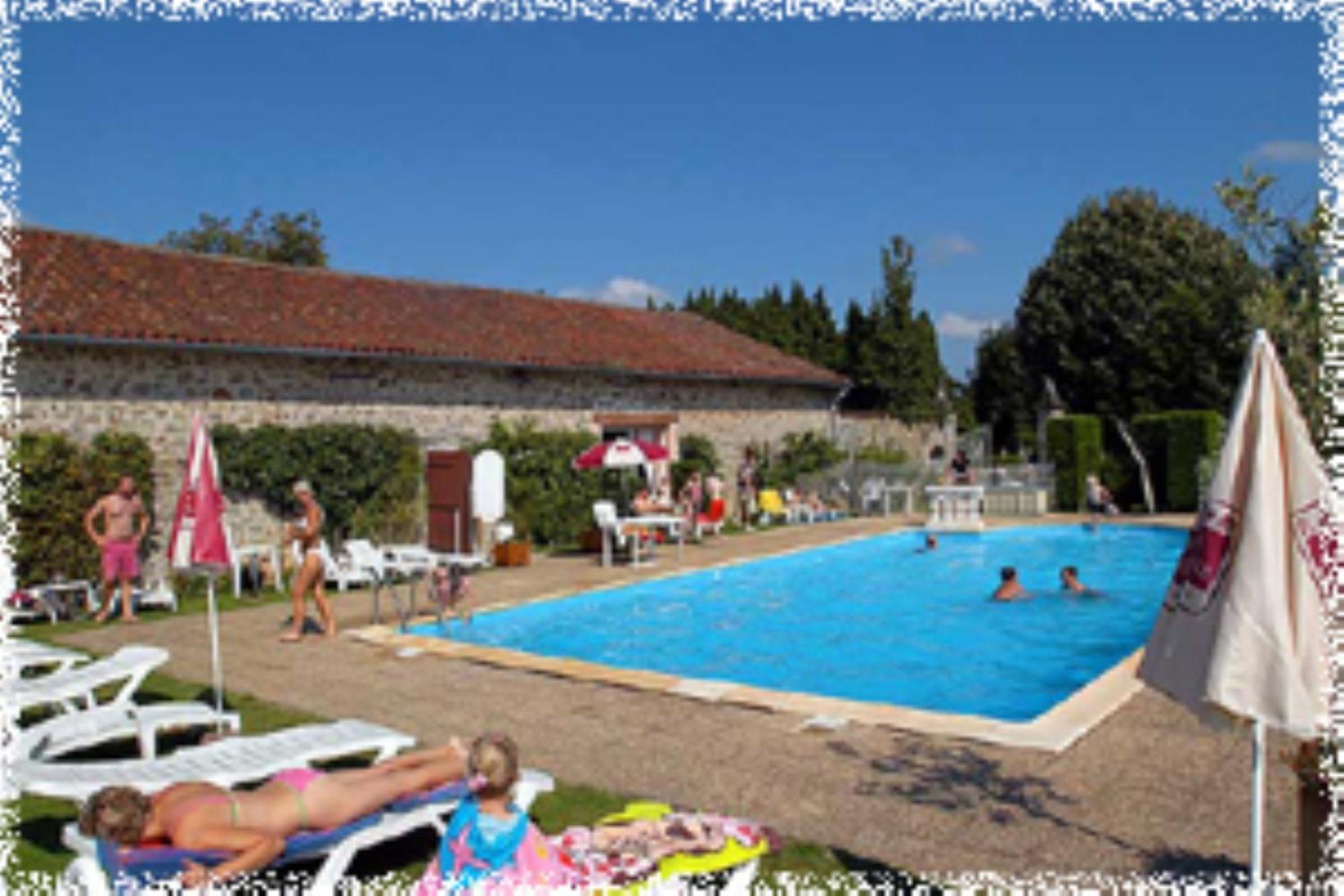Hotellerie De Plein Air Camping Leychoisier Bonnac-la-Cote Luaran gambar