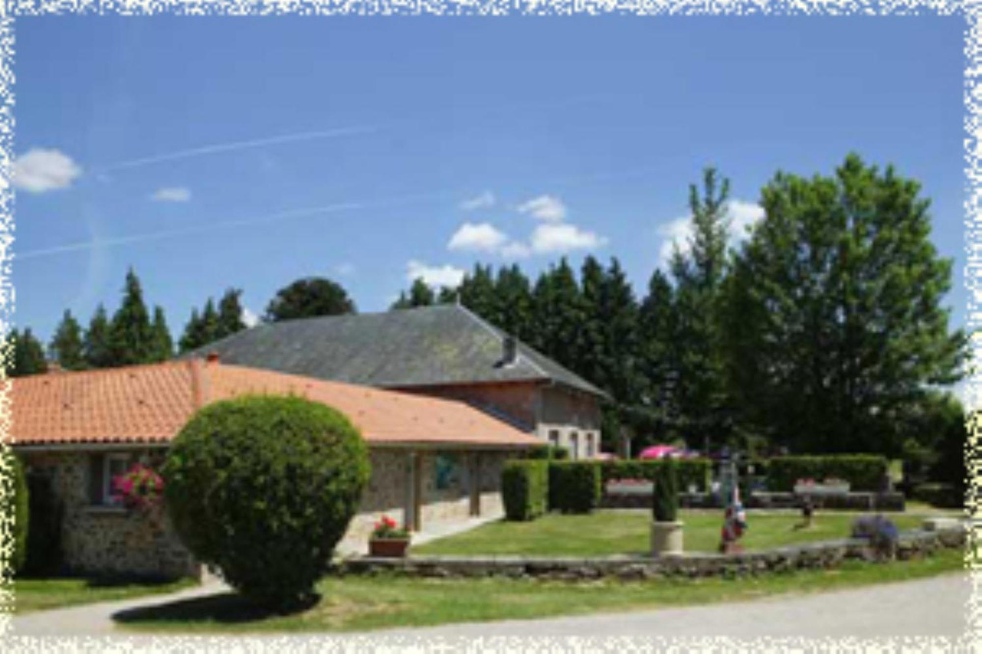 Hotellerie De Plein Air Camping Leychoisier Bonnac-la-Cote Luaran gambar